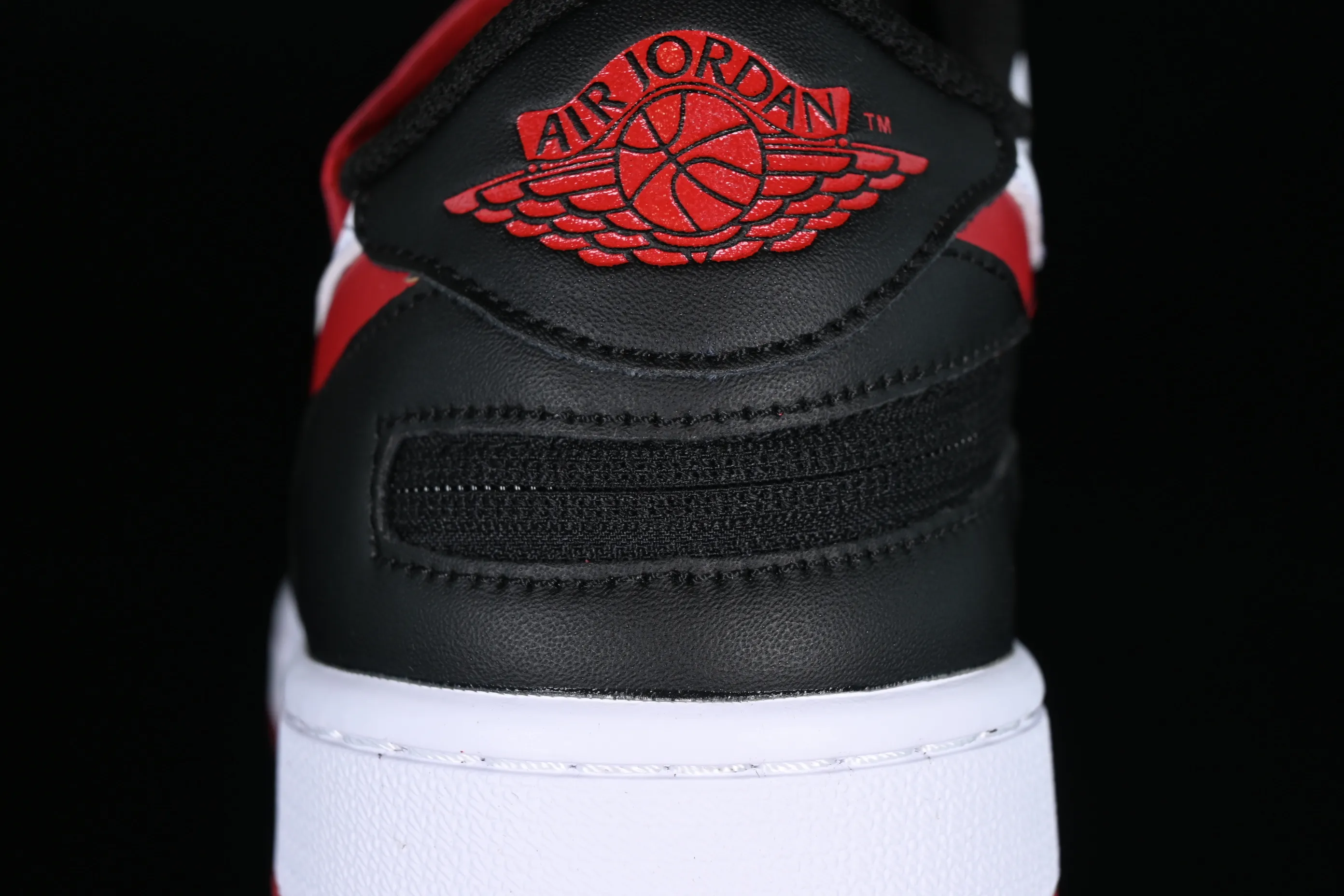 All categories Air Jordan Jordan series basketball shoes Air Jordan 1 Low Air Jordan 1 Low FlyEase "Gym Red" AJ1 Joe 1 Chicago Red New low-top basketball shoes DM1206-163
